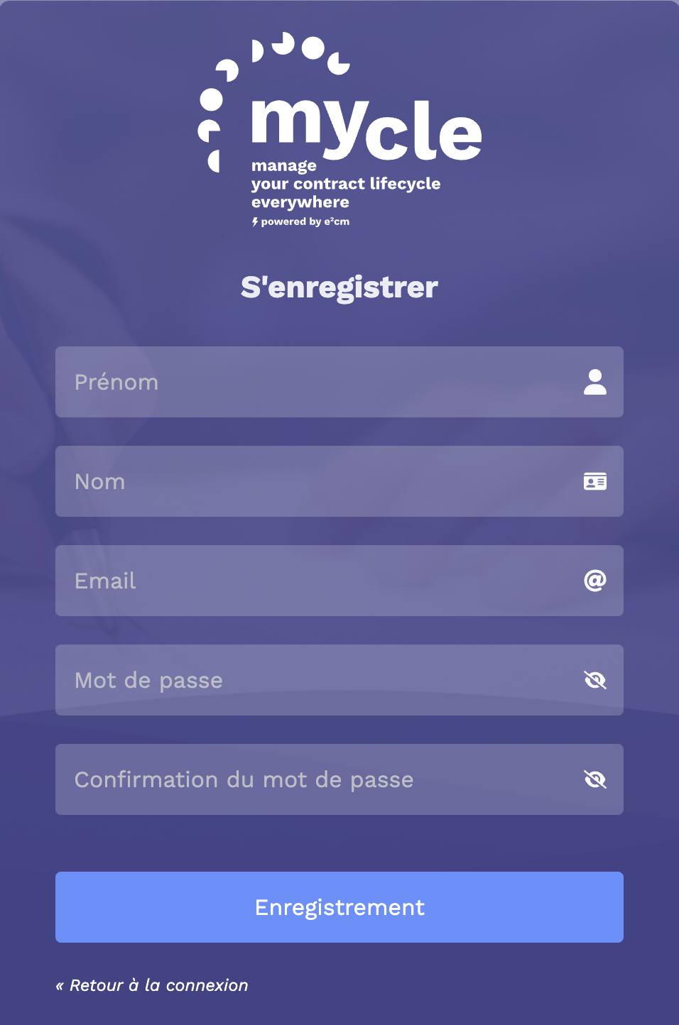 Formulaire d'inscription : prénom, nom, e-mail, mot de passe, bouton Enregistrement